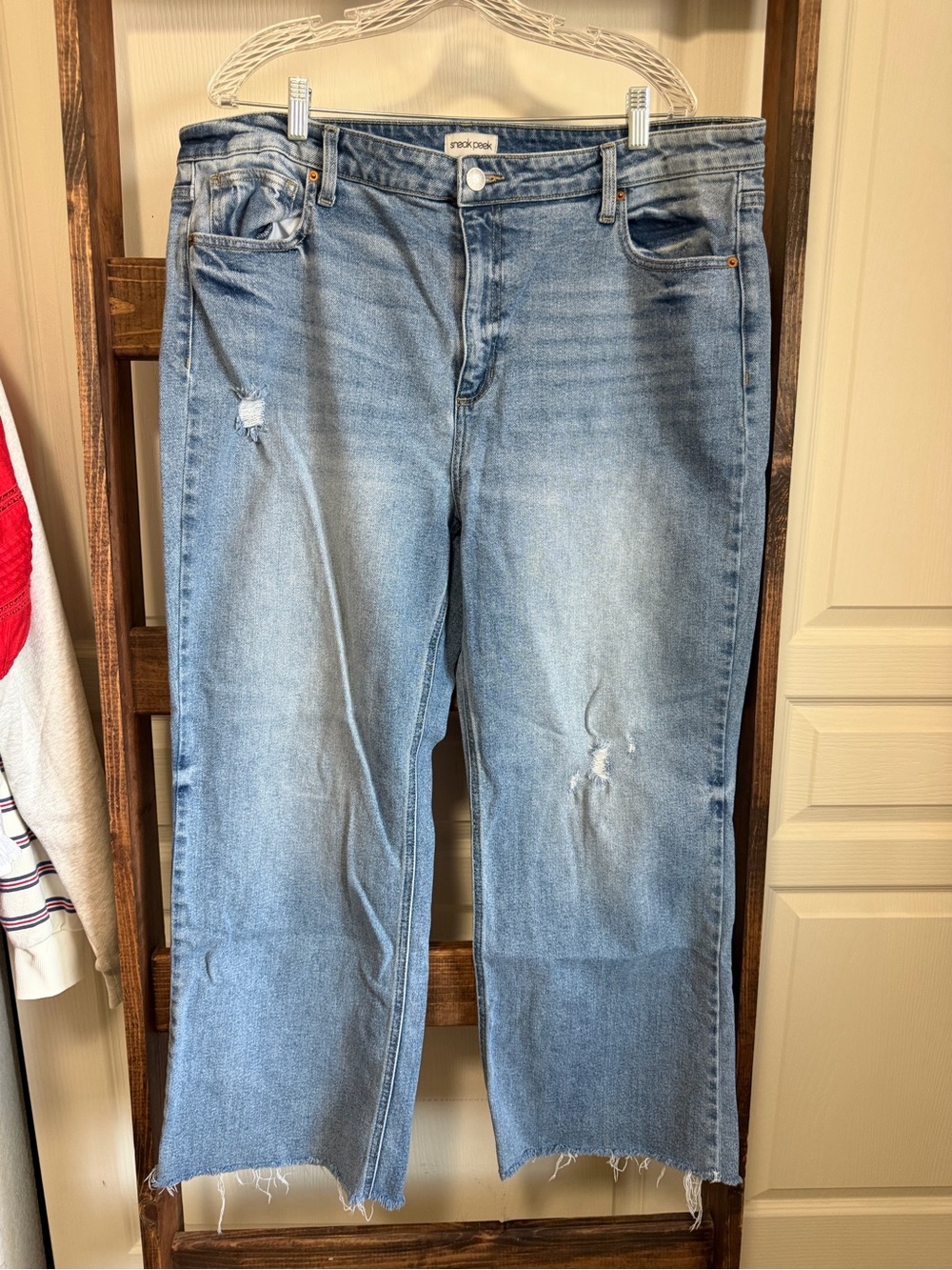 Sneak Peek Light Blue Cropped Straight-Leg Jeans